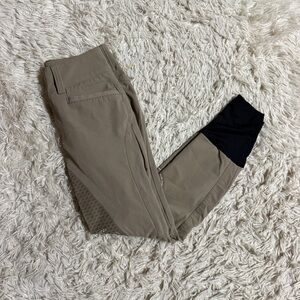 Women’s Size IT36 Tan Animo Full Seat Horseback Riding Breeches. Good Condition.
